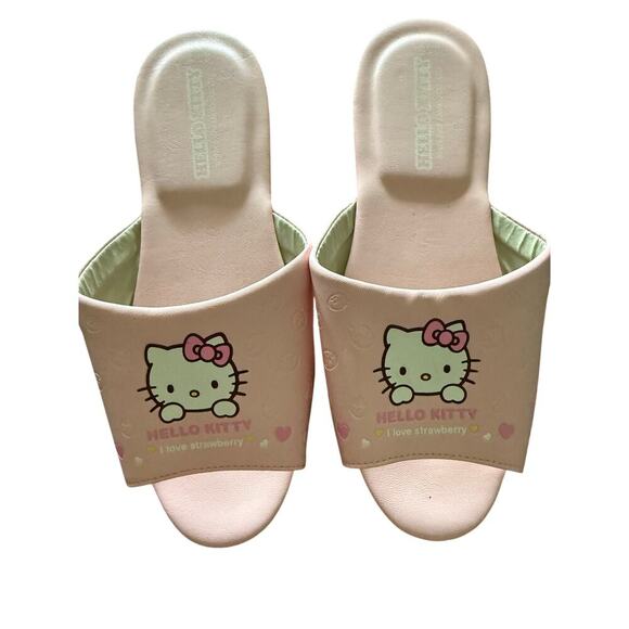 Rare Hello Kitty Pink Leather Strawberry Sandals women’s size 9 - Picture 1 of 5